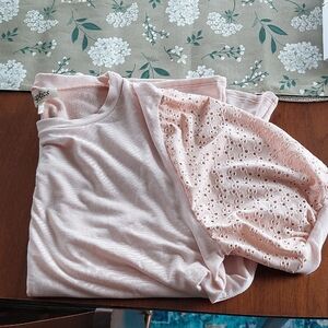 Haptics Women's Pink Lace Sleeve Top